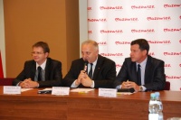 Ponad 31,8 mln zł z Unii na mazowieckie drogi i rewitalizację parku
