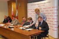 16,1 MLN ZŁ Z UNII DLA SGGW, SZPITALA NA KAROWEJ ORAZ NA INNOWACYJNĄ TECHNOLOGIĘ HODOWLI LUDZKICH KOŚCI 